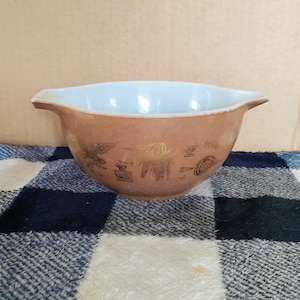 Pyrex EARLY AMERICAN #441 (1-1/2 PT.) Ciotola di Cenerentola