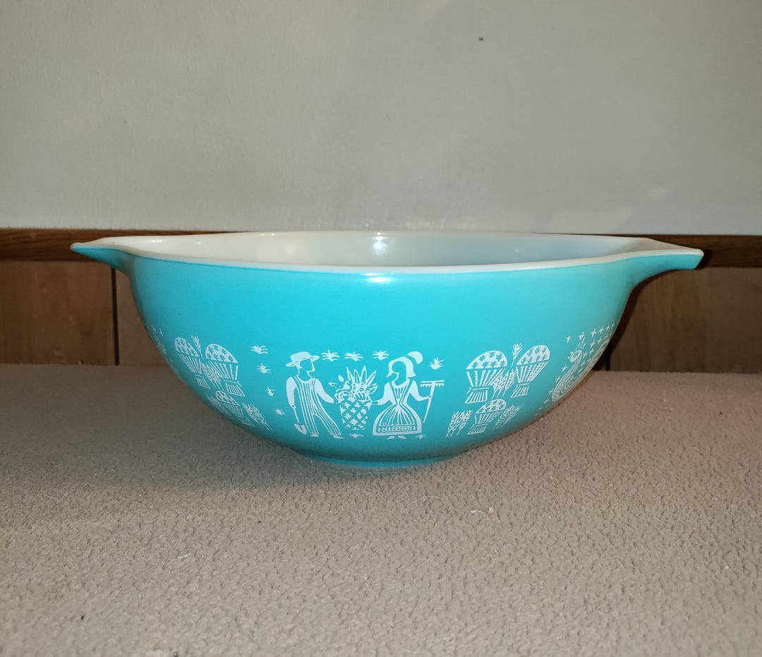 Pyrex Turquoise AMISH BUTTERPRINT 444 Cinderella Mixing Bowl No Damage ...