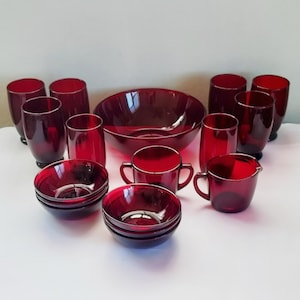 17 Pieces Anchor Hocking Royal Ruby Red Glassware Mint Never Used