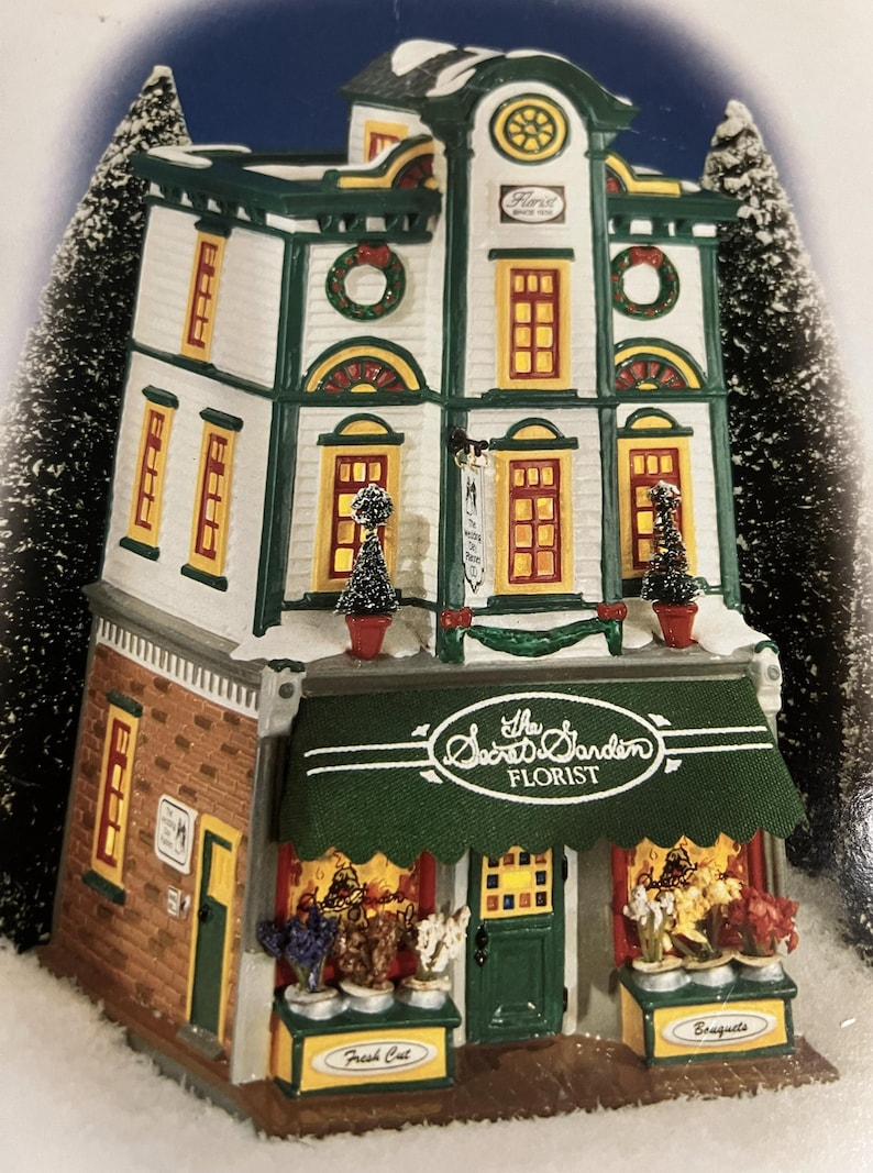 Department 56 Snow Village Secret Garden Florist - Thumbnail 4