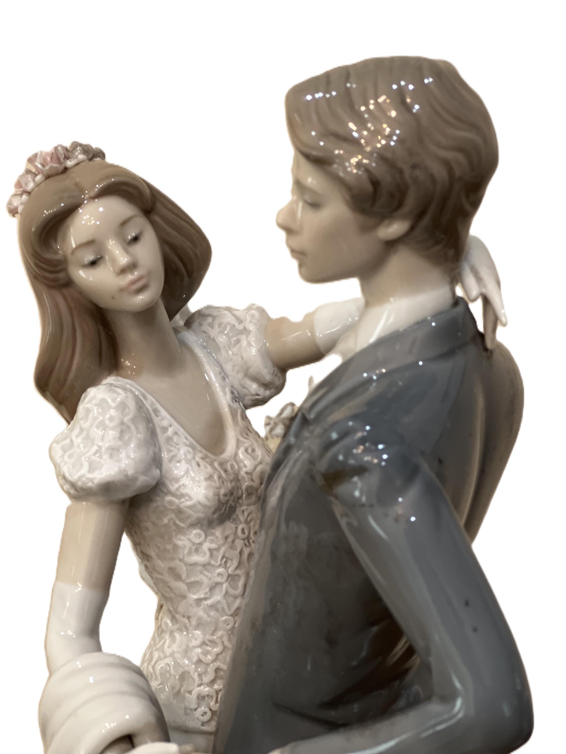 Lladro I Love You Truly Figurine 01001528 No Box - Etsy