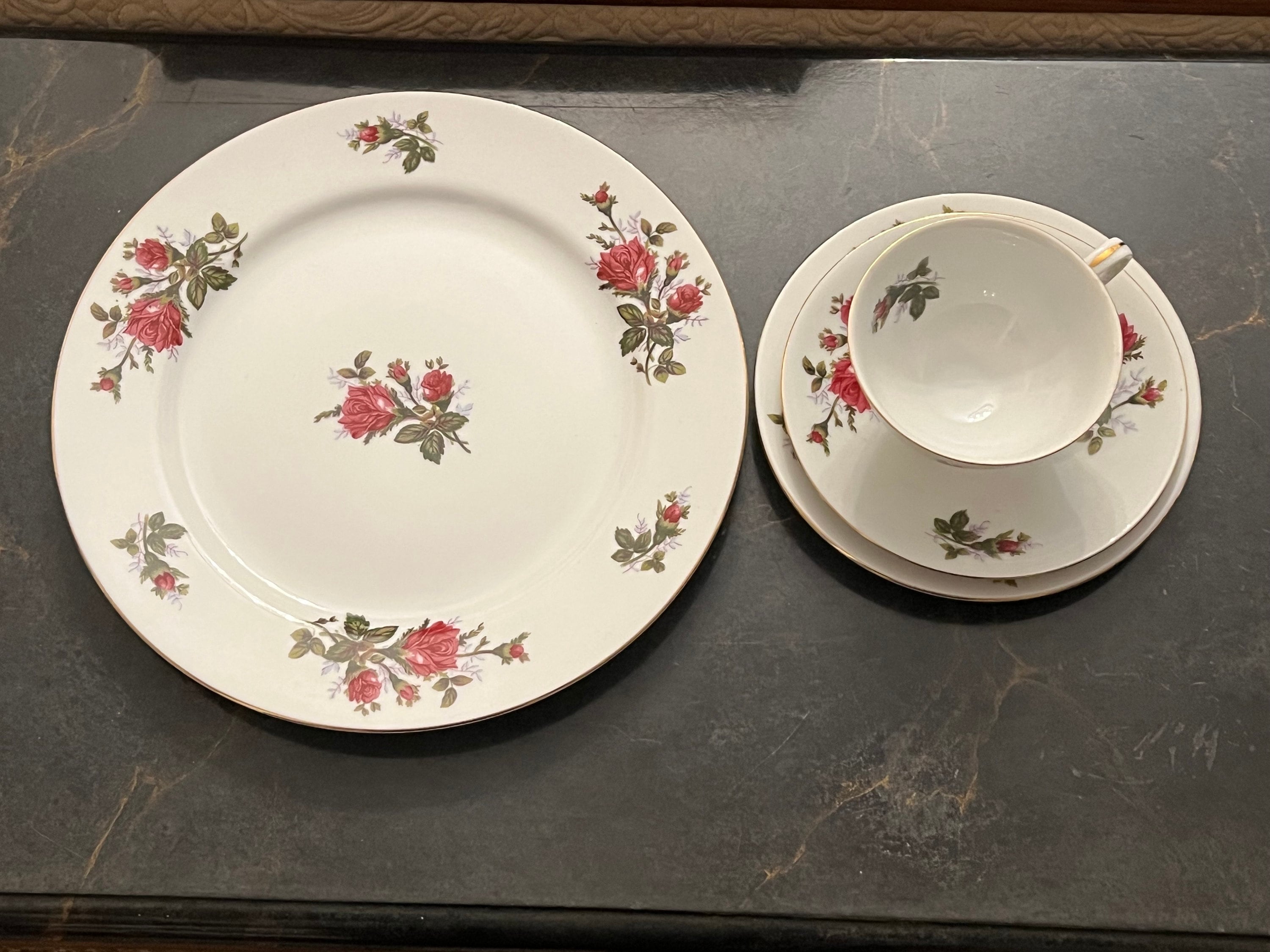 Mikasa Five Piece Fine China Dinnerware Set Moss Rose 7288 - Etsy