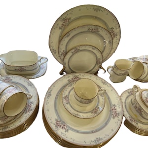 Noritake Magnificence: Zestaw obiadowy z porcelany kostnej, Twój wybór, Nieużywany