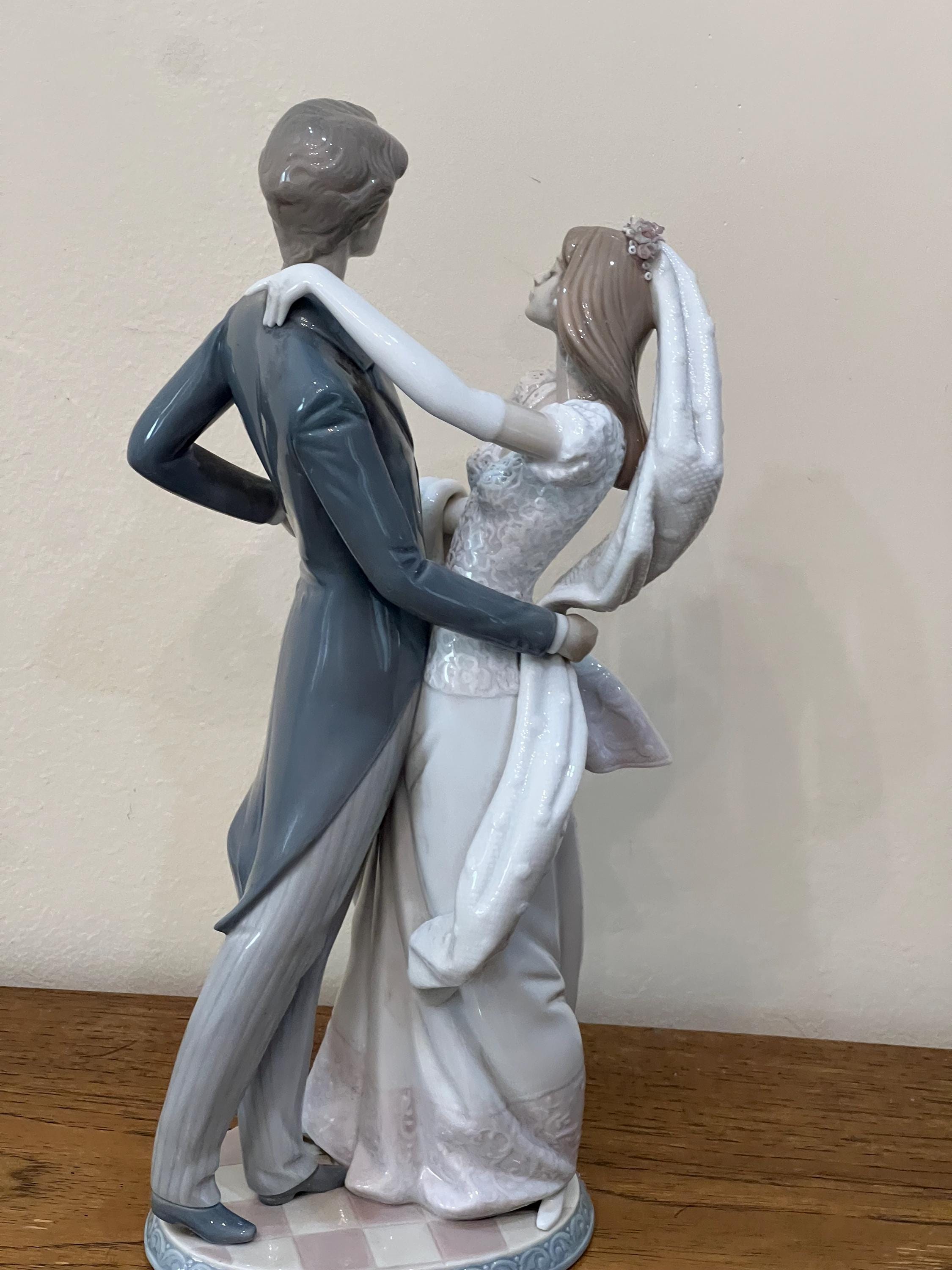 Lladro I Love You Truly Figurine 01001528 No Box - Etsy