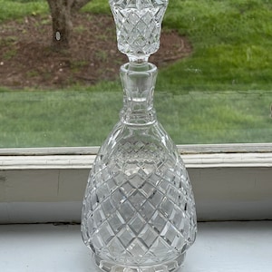 Vintage EAPG Early American Pressed Glass  Diamond Cut Bottle Decanter With Lid 11&quot;