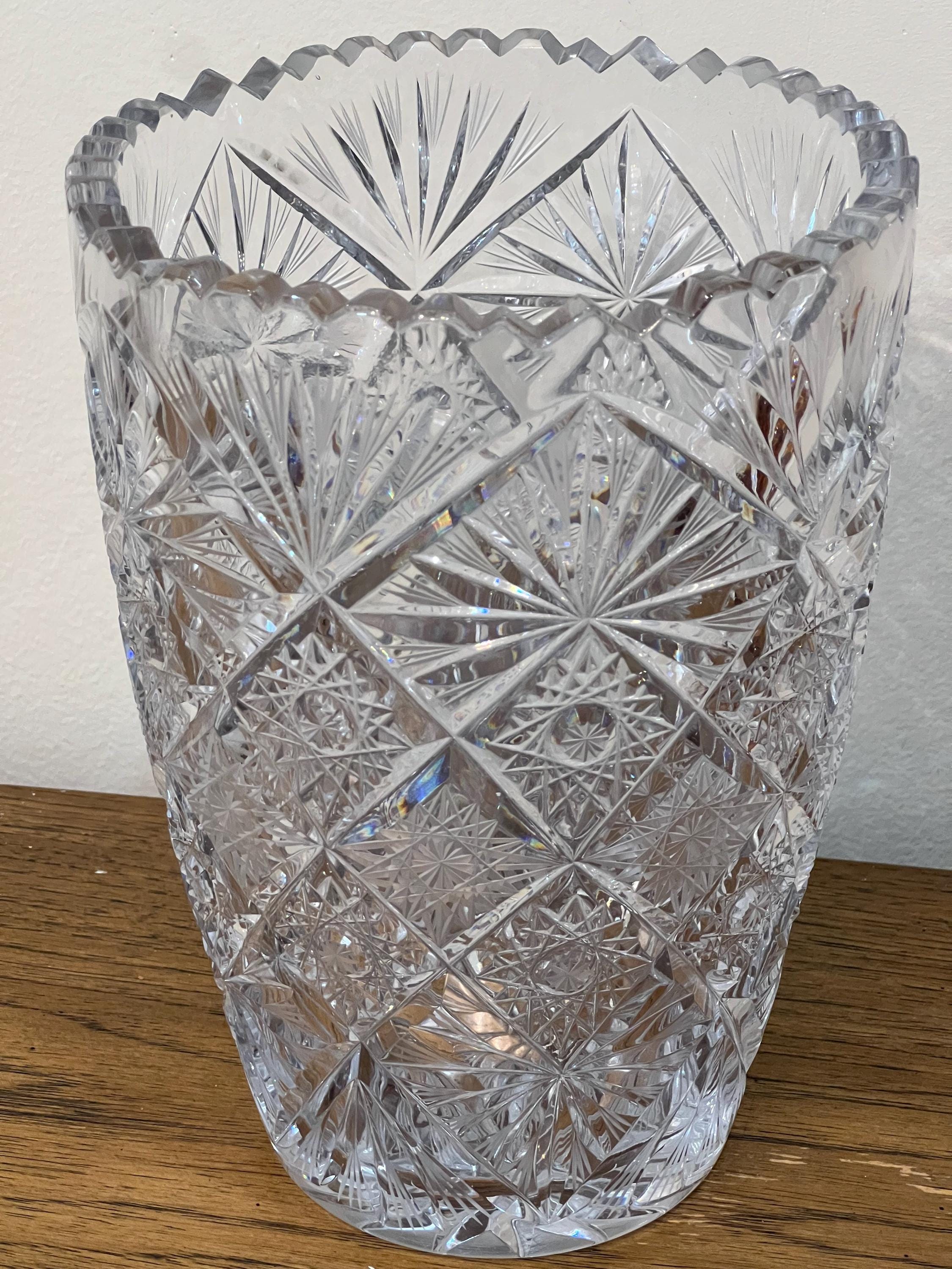 チェコ ボヘミアン ハンドカット クリスタル クイーンズ レース 鋸歯