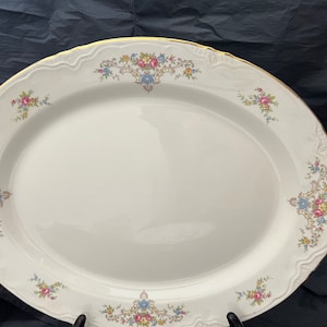 Wedgwood by HOMER LAUGHLIN Eggshell Georgian, Floral, Gold Trim 15.25 Oval Platter