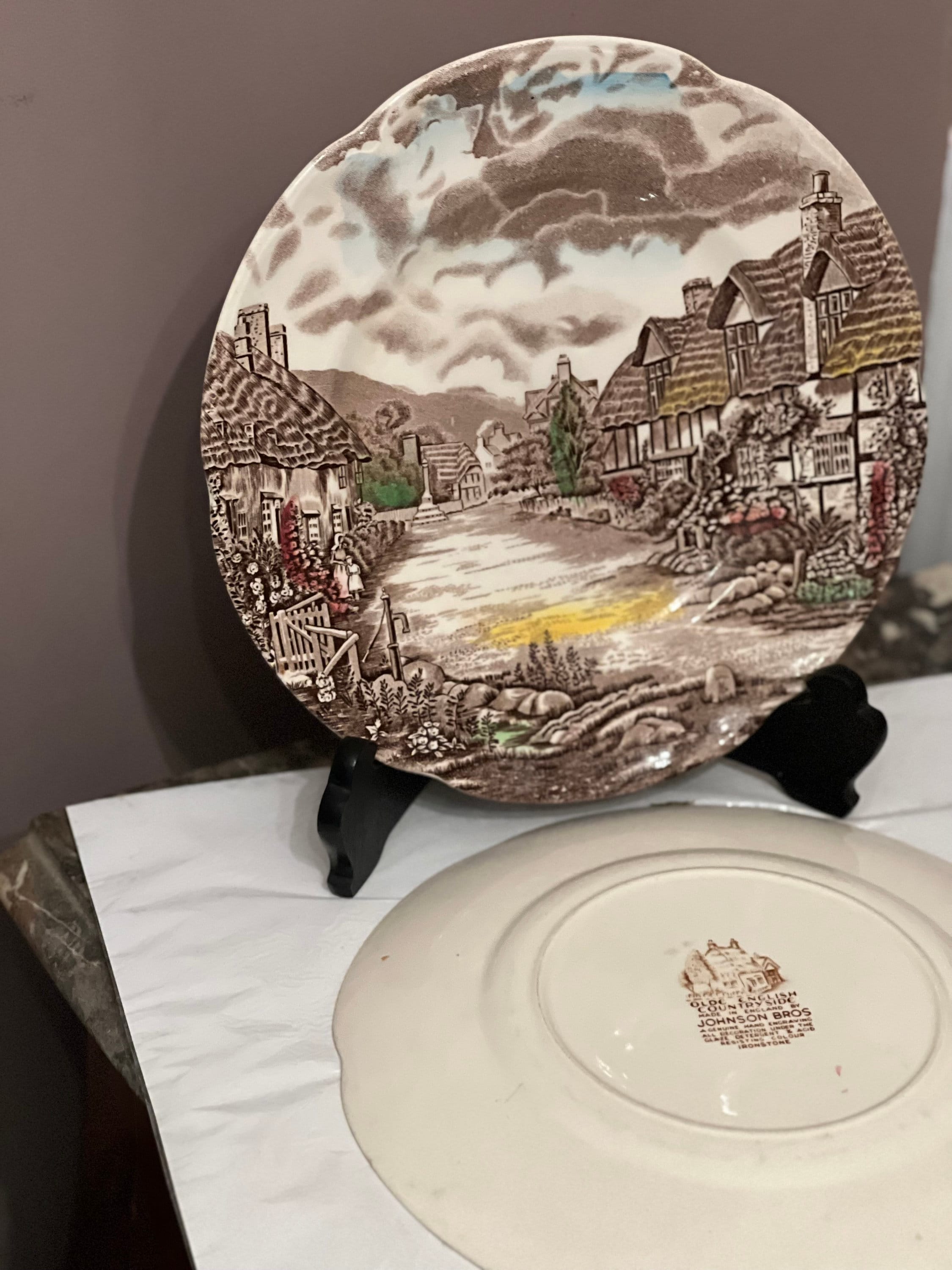 Johnson bros Olde English Countryside ！ Vintage Johnson Bros Old English Countryside 10” Dinner