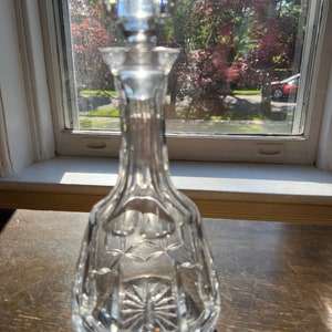 Atlantis Crystal Clear Cut Decanter 11.3&quot; Tall With Stopper