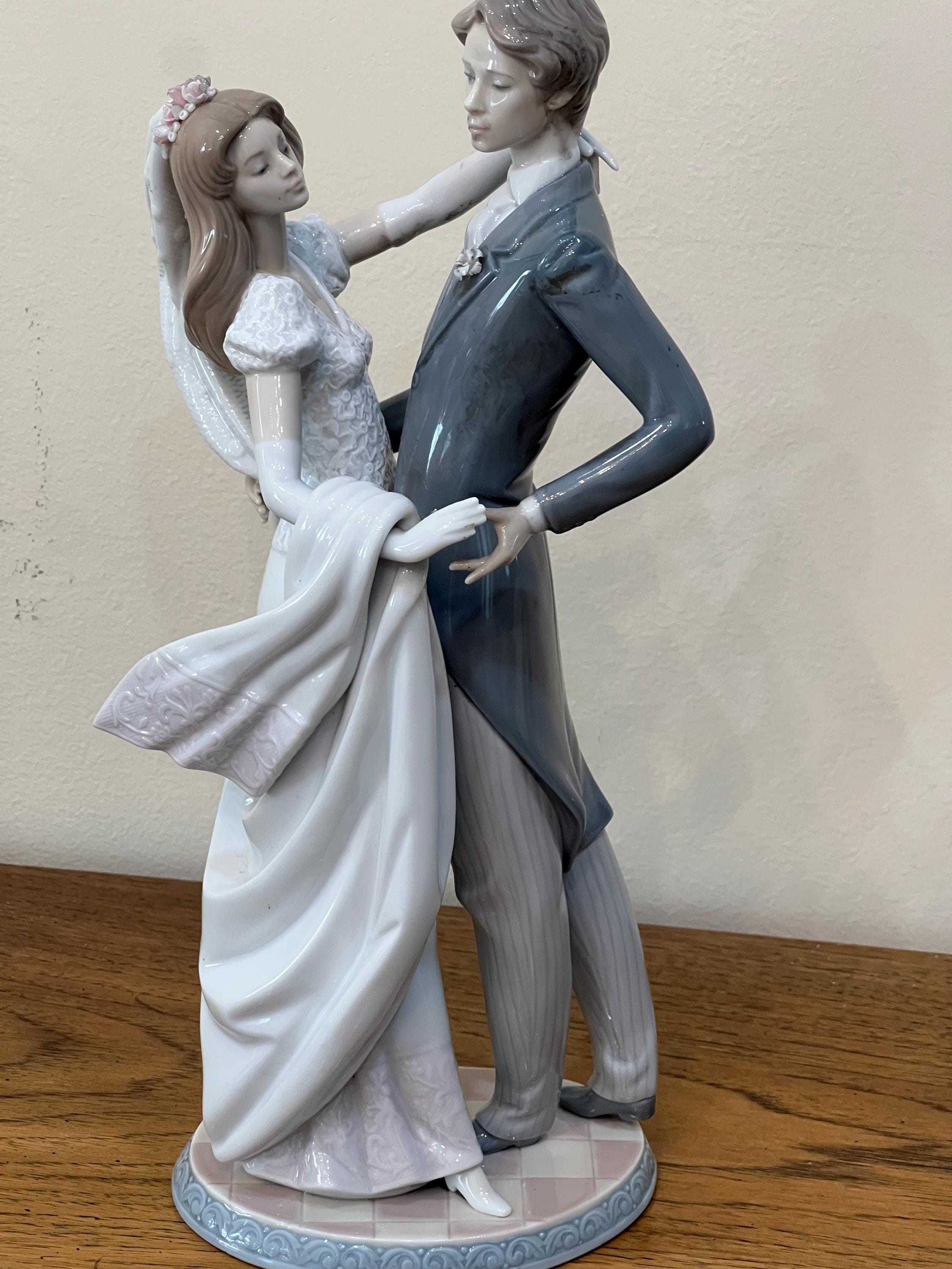 Lladro I Love You Truly Figurine 01001528 No Box - Etsy