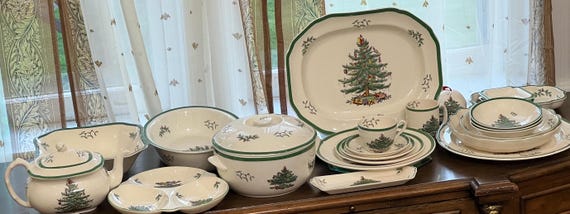 Vintage Discontinued Spode England S3324N Christmas Tree Cup