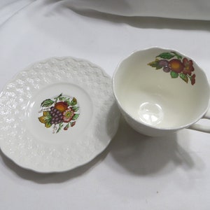 Vintage Copeland Spode ALDEN Cup And Saucer  Embossed Daisy 2280