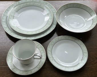 ノリタケ サバンナ 8人用食器セット 45ピース プラチナトリム グリーン 