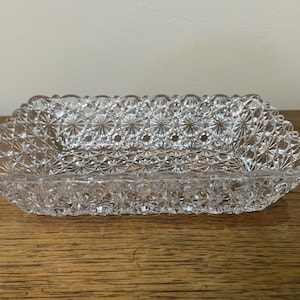 Early American Pattern Glass EAPG Oblong Bowl Elson Glass Company No. 88 AKA Daisy and Button
