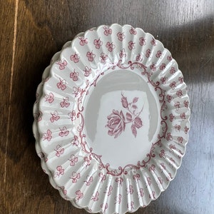 J &G Meakin Chantilly Rose  English Ironstone Hand Engraving Under Glaze Set Of 3 Dessert Plates