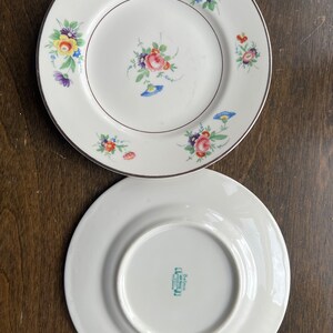 Syracuse China Old Ivory Selma Salad  Plates 8in Set of 2