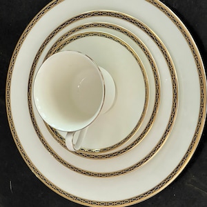 Vintage Minton St. James Bone China Dinnerware Set Your Choice EUC