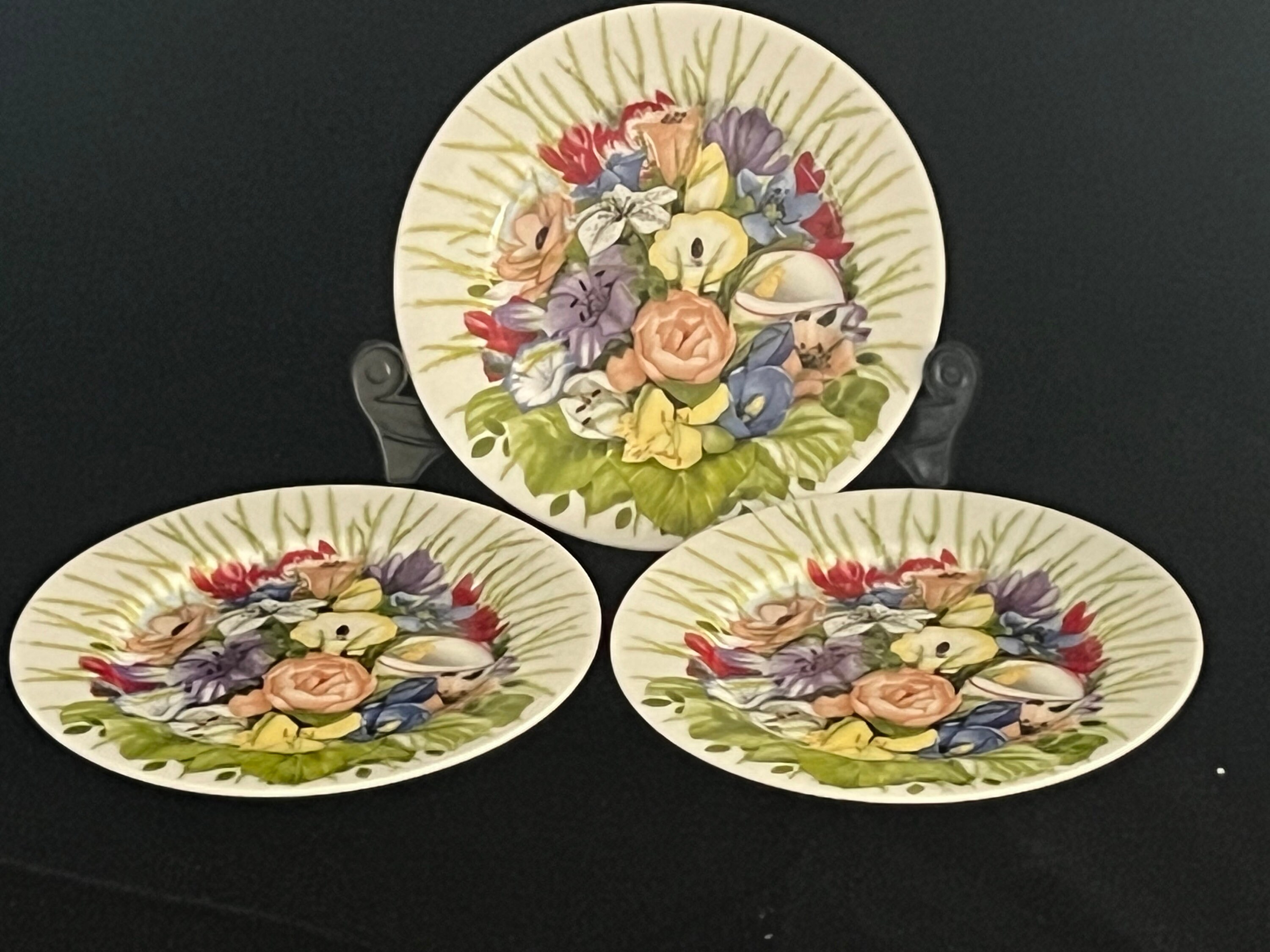 Taitu Italy I Fiori by Emilio Bergamin 7 5/8