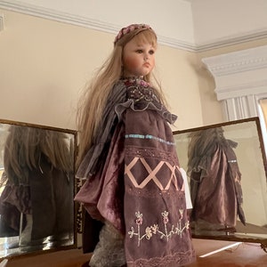 JULIETTA  Christine  Et Cecile 2001 Mundia Reve De Porcelaine Doll Limited ED.