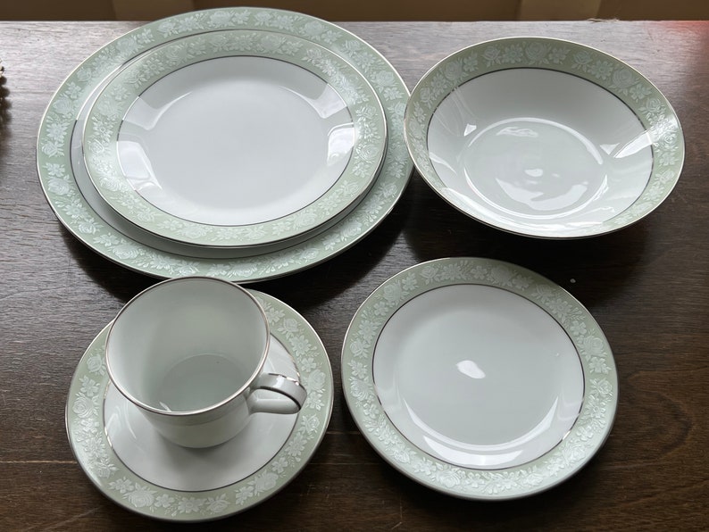 Noritake Vienne Fine China Dinnerware Set Service for 8 53 Etsy