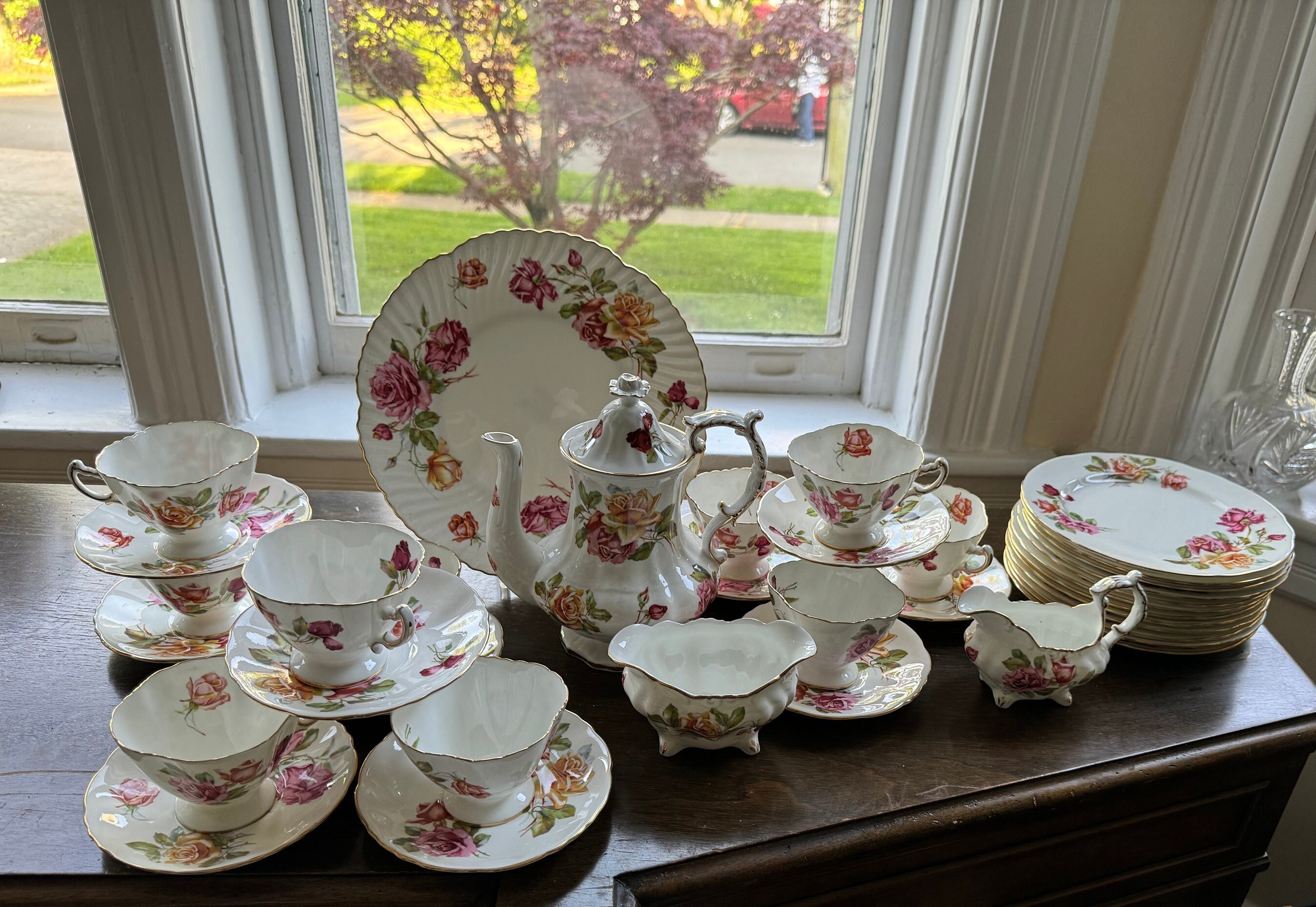 Hammersley Morgan's Rose Dinnerware Luncheon Plates , Coffee ,tea