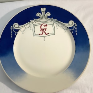 Syracuse China Restaurant Ware Dinner Plate From the Cotillion Room in the Hotel LaPierre, NYC.  10.5&quot;
