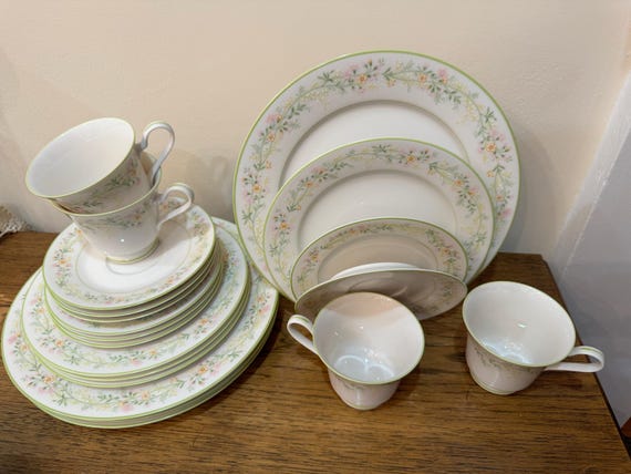 Vintage Noritake Cortege : Pink and Yellow Flowers, Green Trim