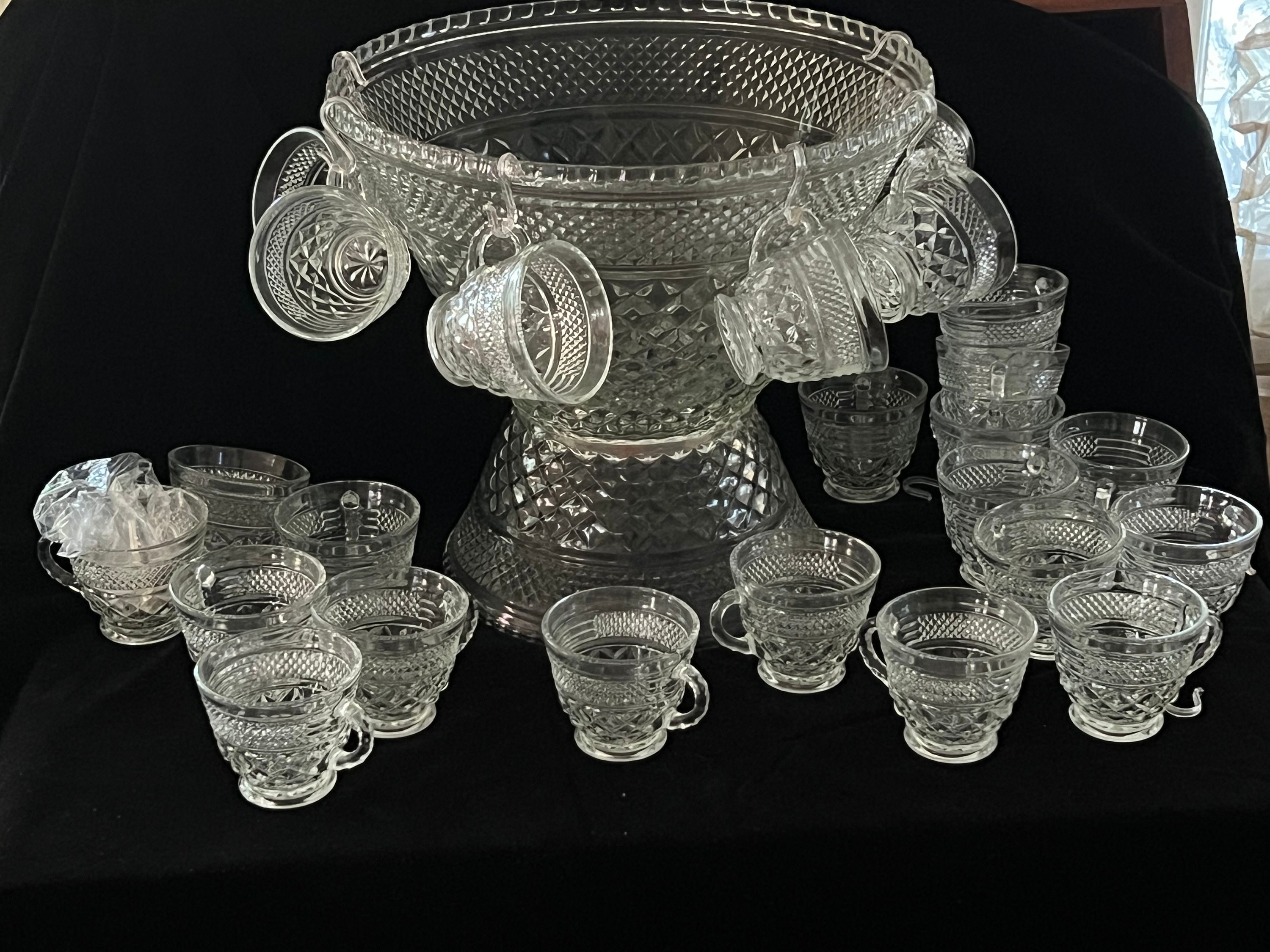 ウェックスフォード by アンカーホッキング プレスガラス パンチボウル