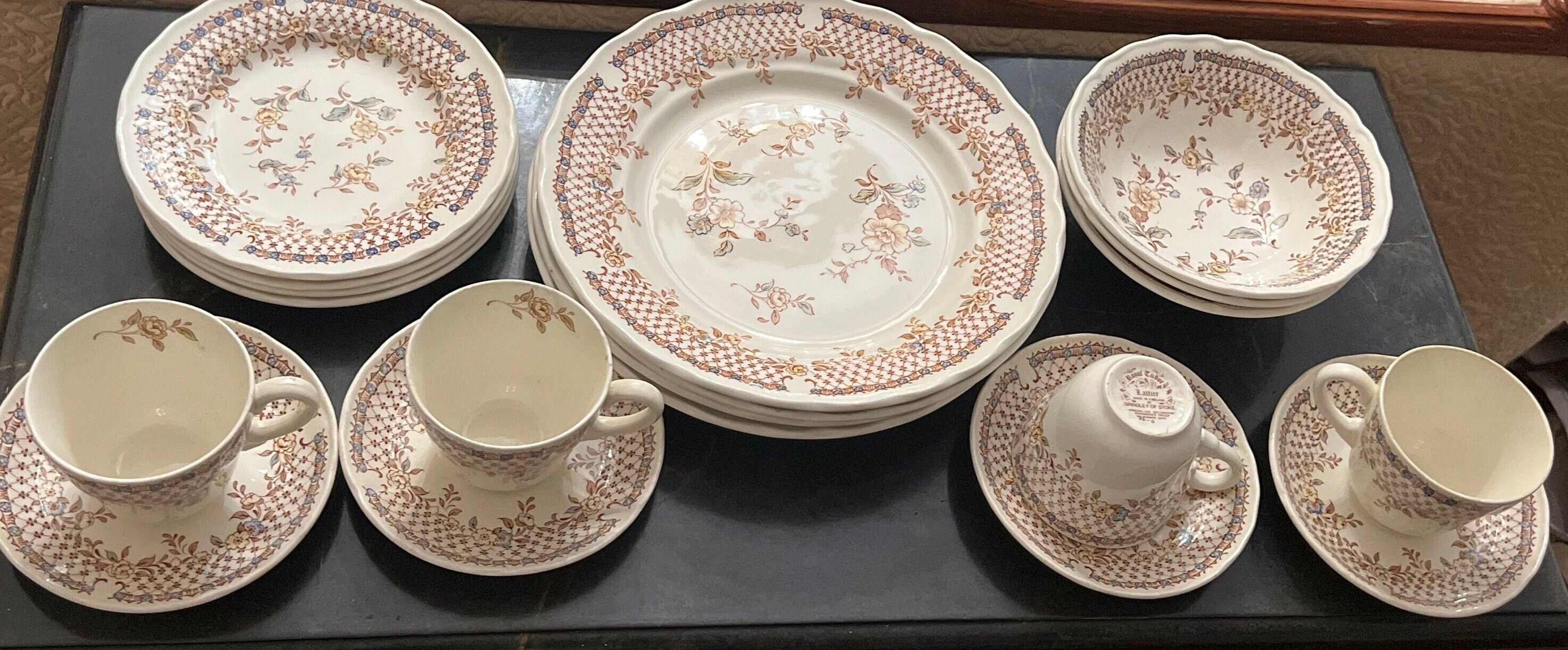 ミカサ クリスマス ディナー皿 大皿 4枚セット ポインセチア ひいらぎ