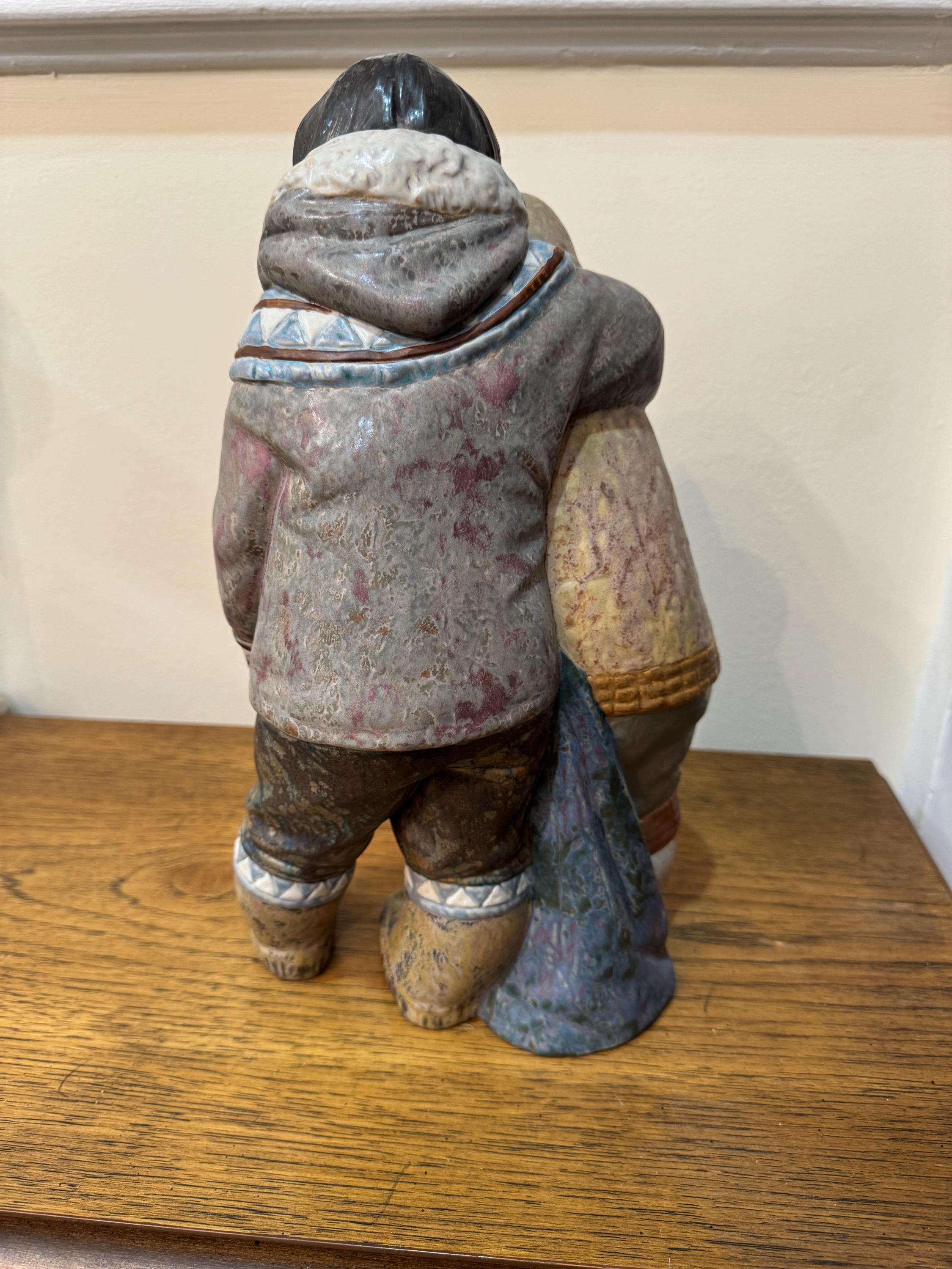 Lladro Nao Daisa Spain Porcelain Statue Sculpture Arctic Boy Girl