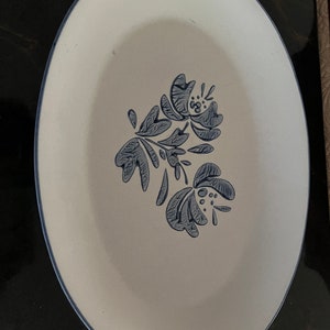 PFALTZGRAFF Yorktowne 15.5 Inch Oval Platter USA