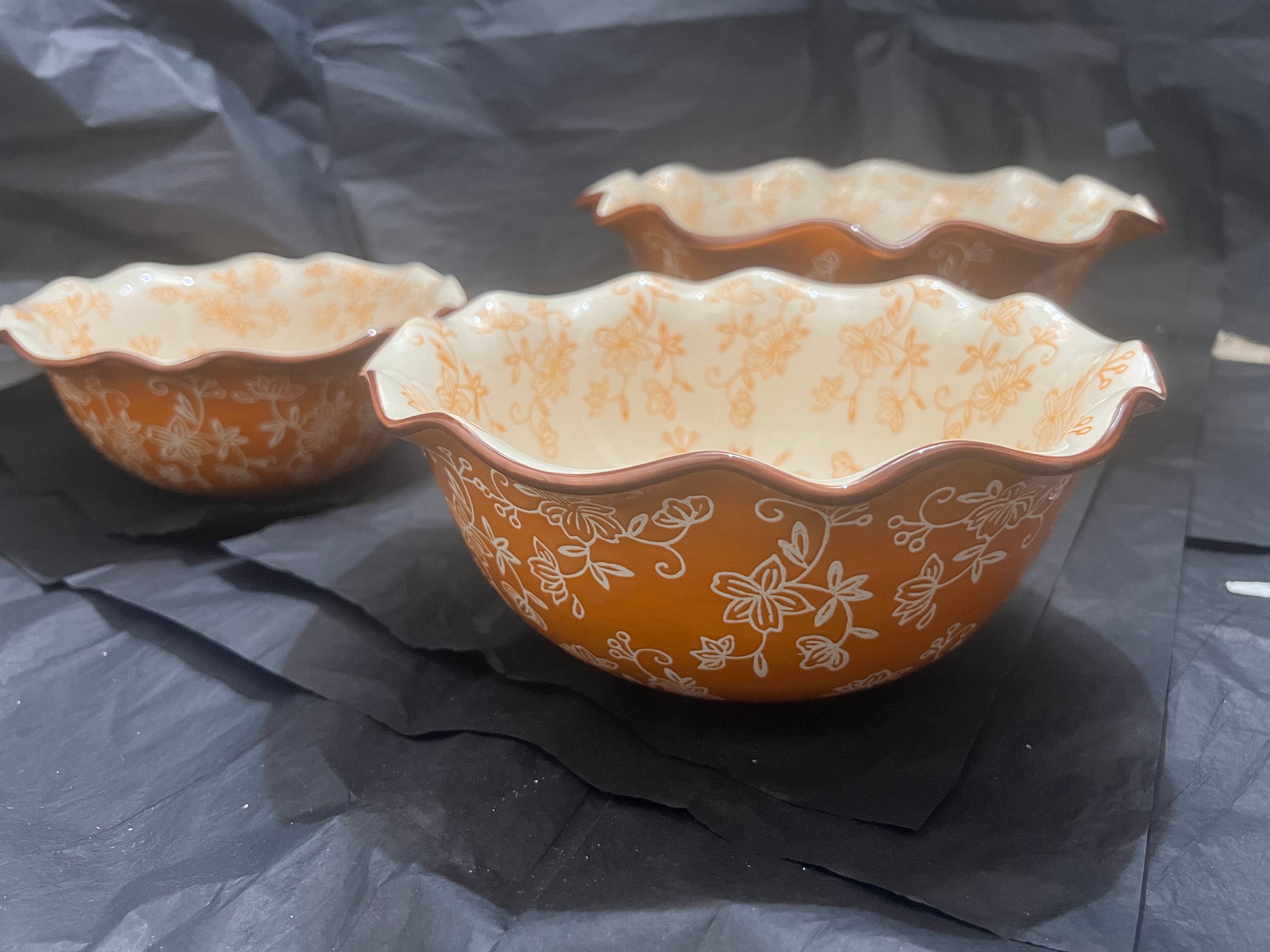 Temptations by Tara Orange Floral Lace 3pc Fluted Mixing Bowl 1qt