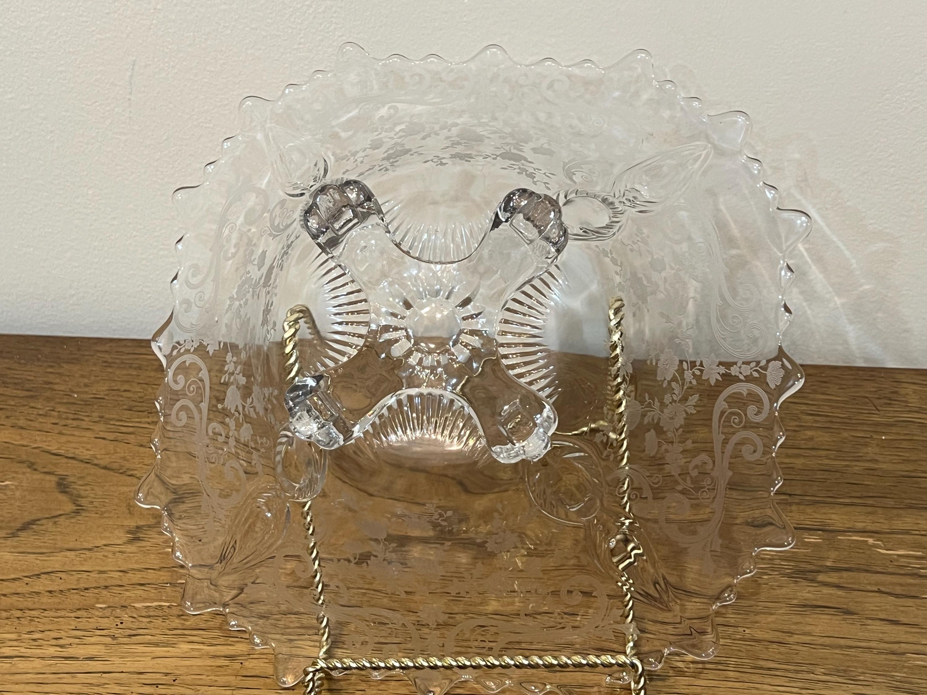 ケンブリッジローズポイントクリスタル脚付きセンターピースまたは