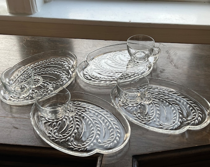 Mid Century Snack Set // Vintage HOSPITALITY Snack Set Federal Glass Co