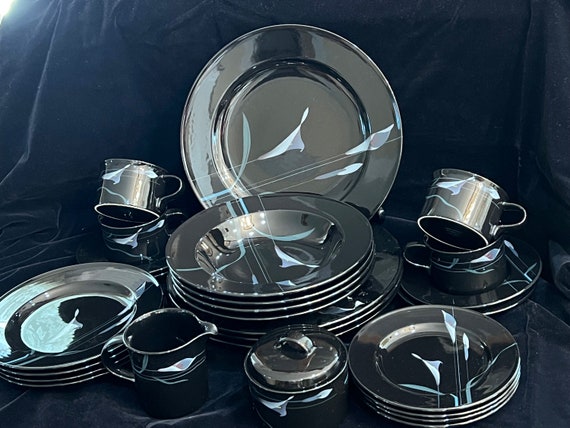 Mikasa Galleria FX701 Opus Black Calla Lilly , FK701 , Dinnerware