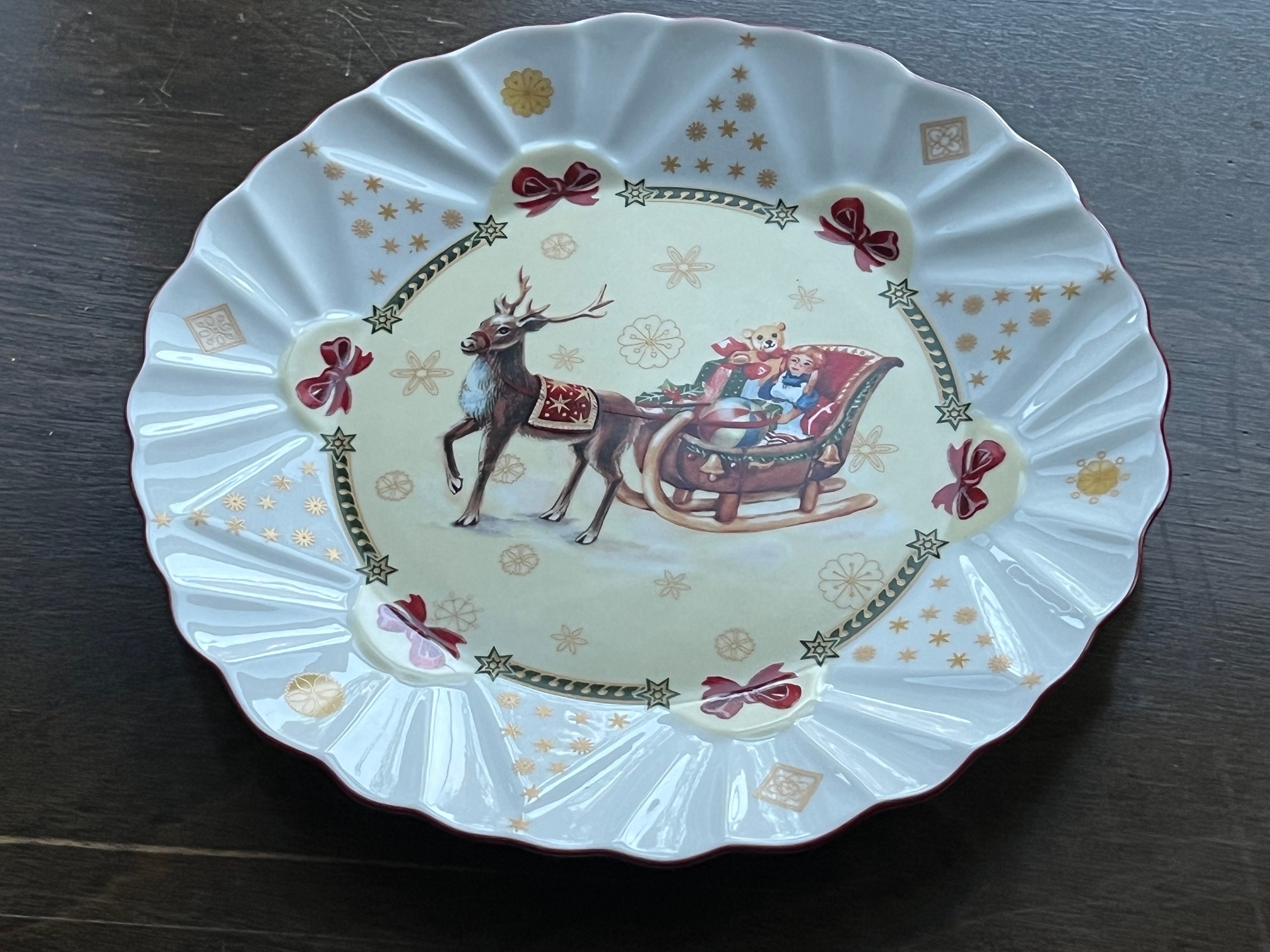Villeroy & Boch, Christmas in Europe, ALPENLÄNDER, Christmas, Vintage Wall  Plate Gift Pastry Bowl 