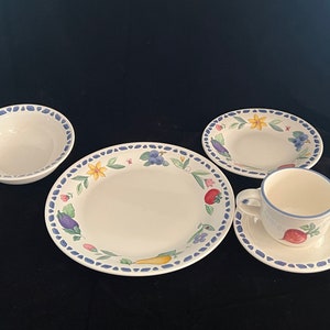 Pfaltzgraff Summer Garden 5 Piece Place Setting Dinnerware