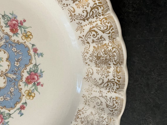 American Limoges Warranted 22K Gold Trim Blue Floral Center Dinner