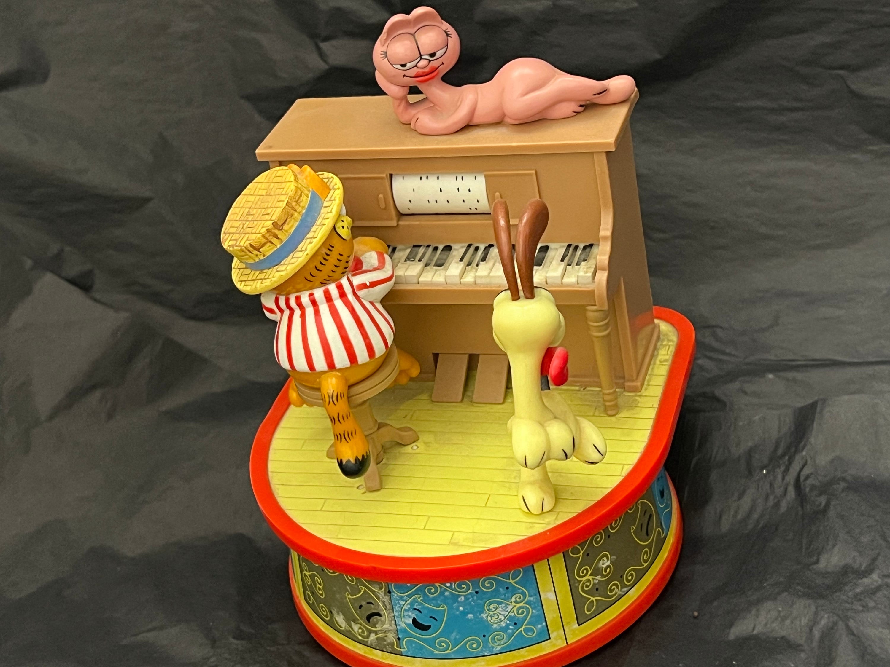 Vintage 1980s Enesco Garfield Odie Jim Davis the Entertainer Piano