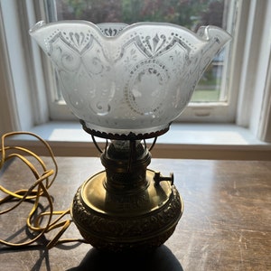 Antique Victorian B & H BRASS Electric  LAMP Bradley Hubbard Etched Glass