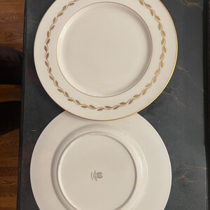 Lenox Golden Wreath Bone China Dinner Plates - Set of 2