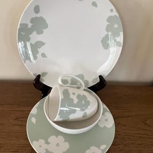 Service de vaisselle 4 pièces Lenox Floral Silhouette menthe allant au micro-ondes