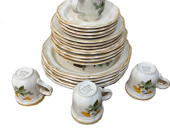 Mikasa Garden Club: set di stoviglie, Sunshine o Fresh Floral, a tua scelta
