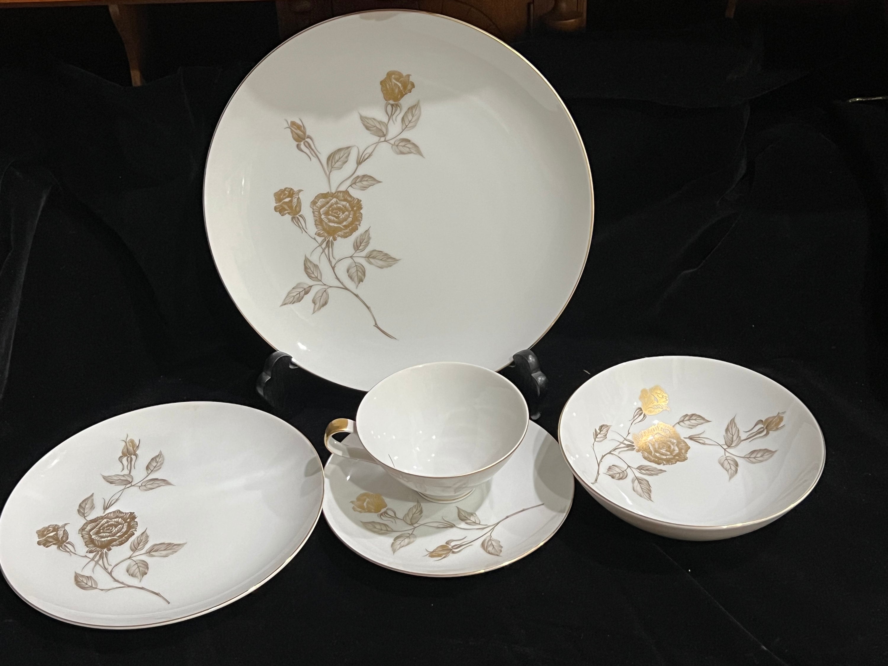 Vintage Mikasa Fine China Narumi Japan Damask Rose 5269 5 Pc Place