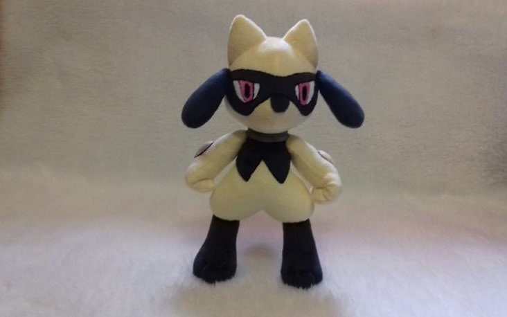 16-31cm Pokemon Standing Lucario Shiny Plush Doll Cute Mega Riolu