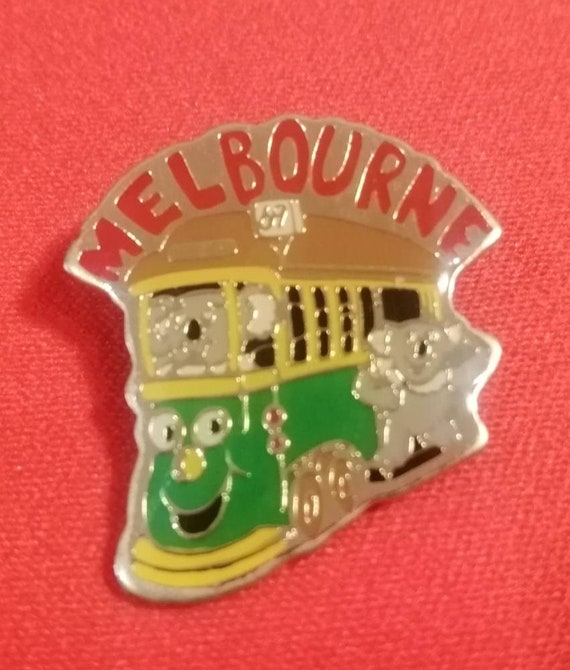 Vintage enamel Melbourne tram pin/brooch/badge with k… Gem