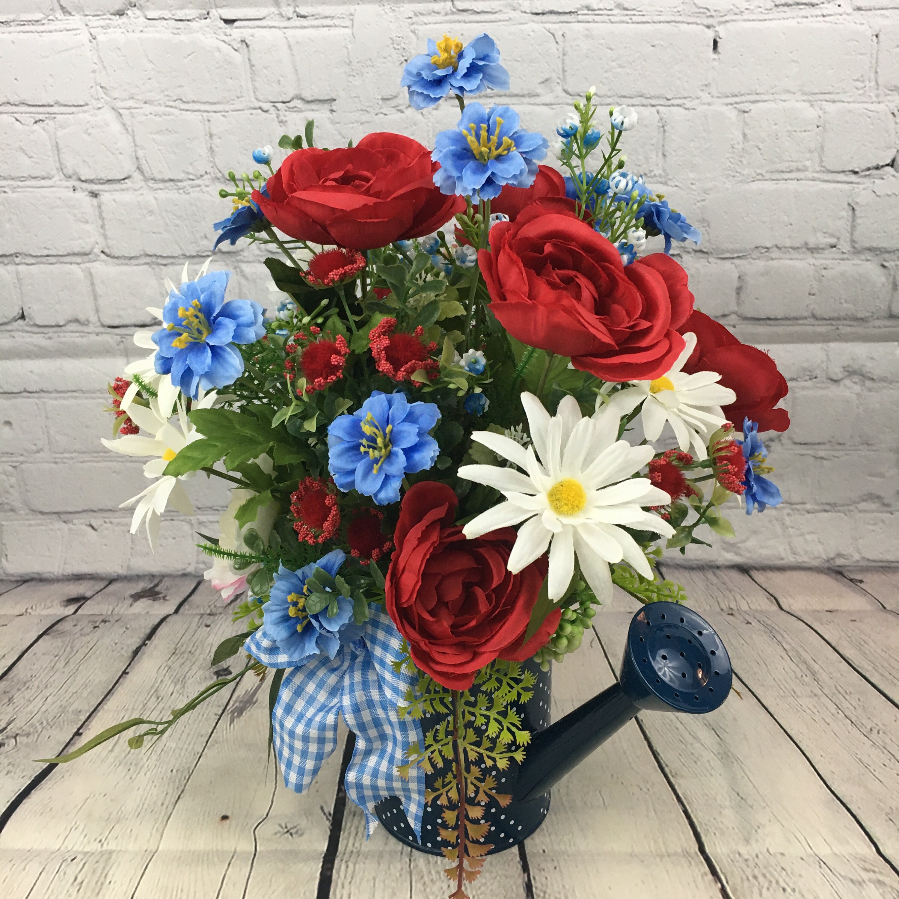 New! July 4th Red, White And Blue Big Daisy Design Retro Modern