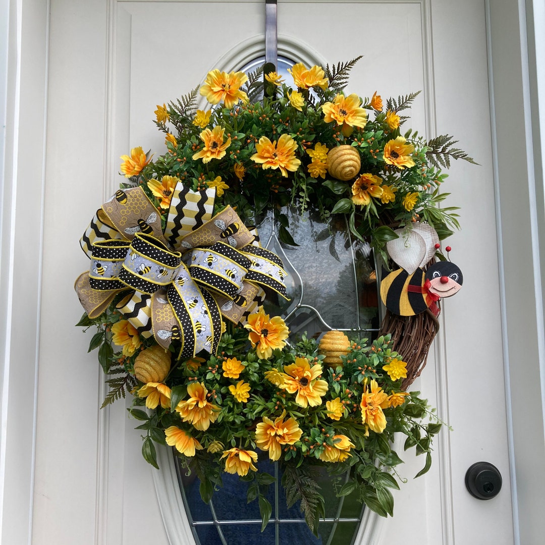 Bumble Bee Wreath for Front Door, Large Grapevine Wreath With Yellow ...