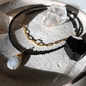 Black spinal / Dendrite Opal / necklace / beaded / white