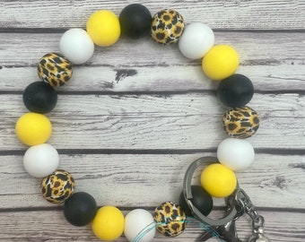 Sunflower Cow Print Wristlet Keychain, Stretch Keychain, Silicone Wristlet Keychain, Silicone Bead Wristlet